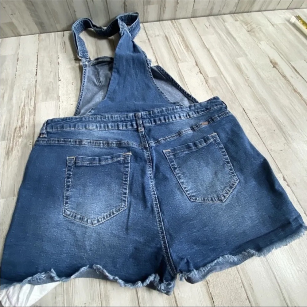 “Short-alls” overall shorts size 15